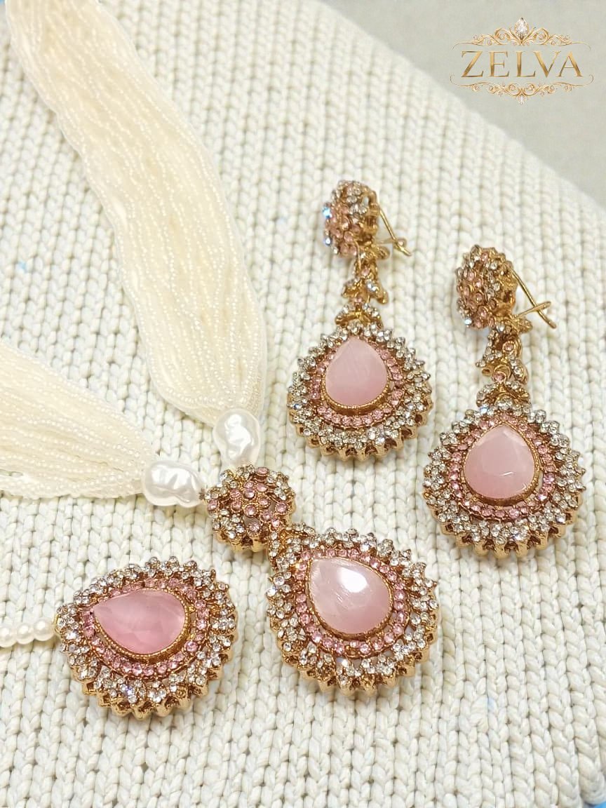 Emerald Radiance: Luxury Handmade Necklace & Earrings Set