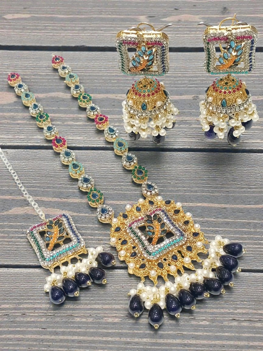 Peacock Elegance: Handmade Colorful Necklace & Earrings Set