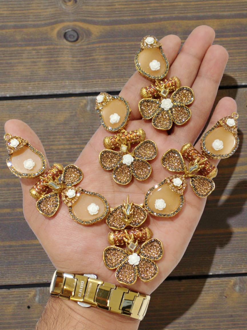 Emerald Bloom: Handmade Floral Jewelry Set