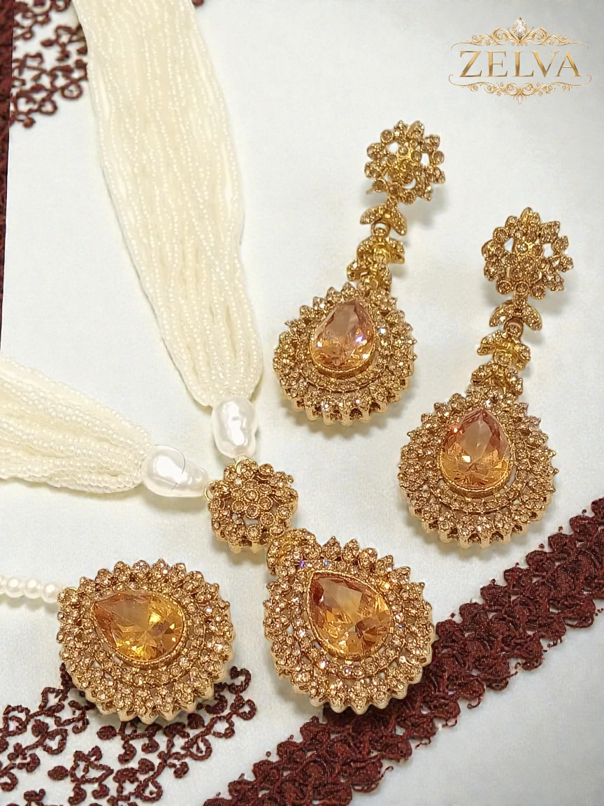 Emerald Radiance: Luxury Handmade Necklace & Earrings Set