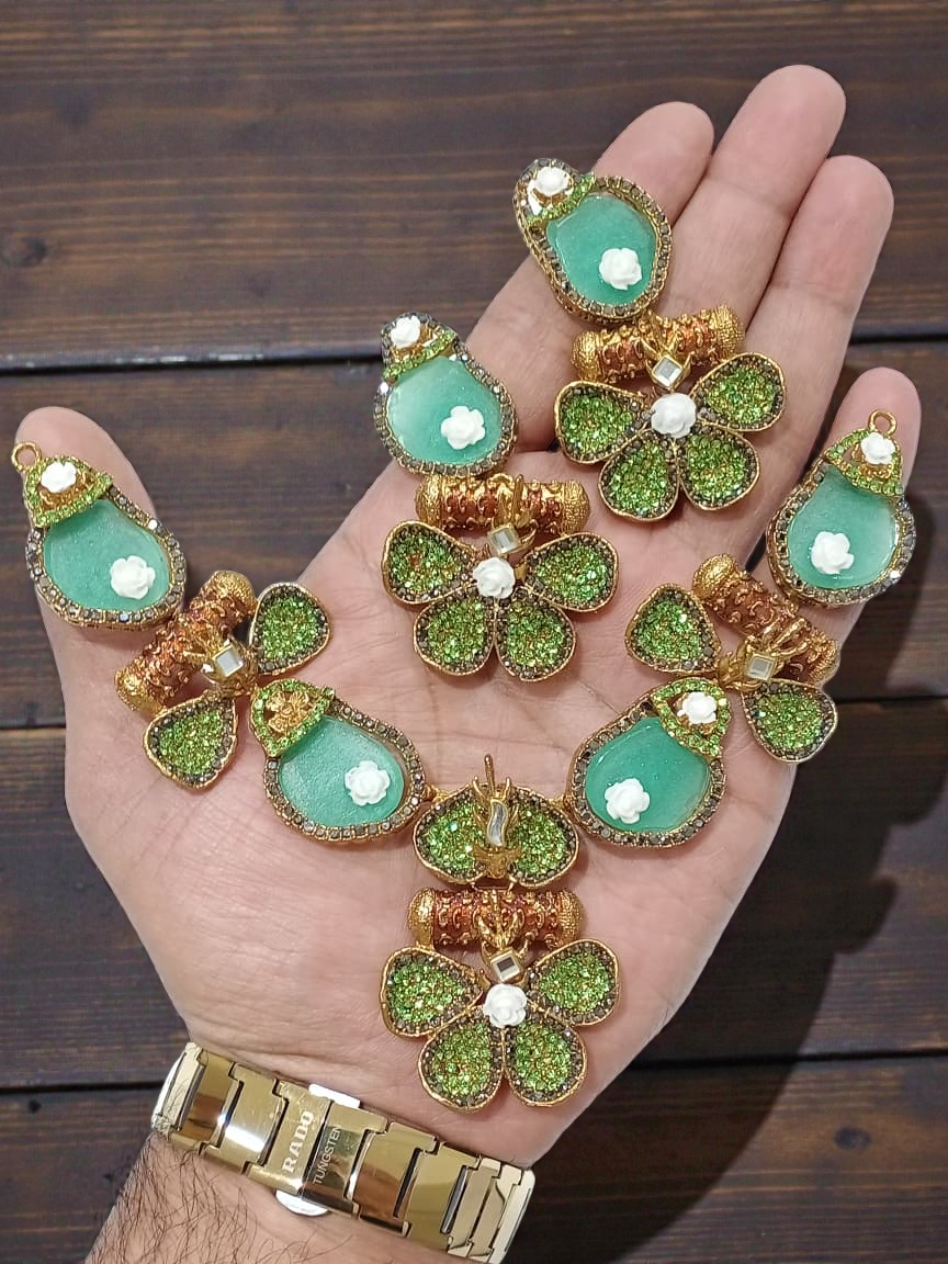 Emerald Bloom: Handmade Floral Jewelry Set